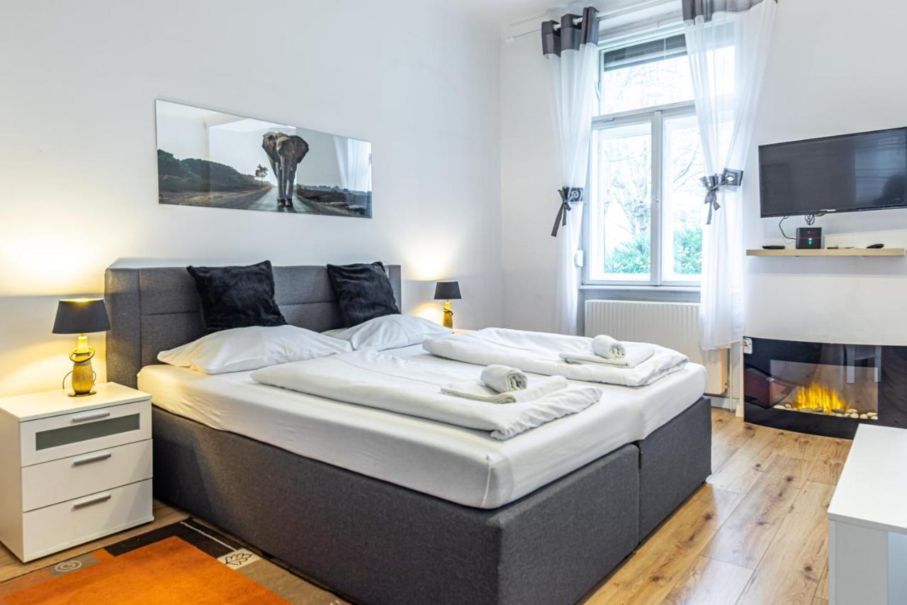 Christiano Apartments - Villa Schoenbrunn ウィーン エクステリア 写真